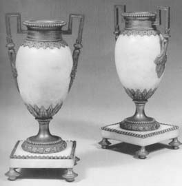 Vases Ovoïde de mobilier ancien référencé: ID1 497
