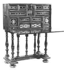 Barguéno ou varguéno cabinet de mobilier ancien référencé: ID1 1868