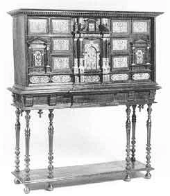 Cabinet De table de mobilier ancien référencé: ID1 1551