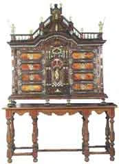 Cabinet De table de mobilier ancien référencé: ID1 1617