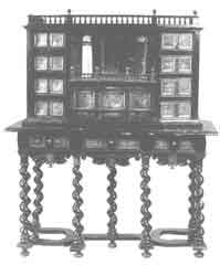 Cabinet De table de mobilier ancien référencé: ID1 1883