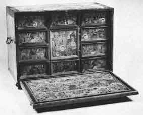 Cabinet Petit cabinet de mobilier ancien référencé: ID1 865
