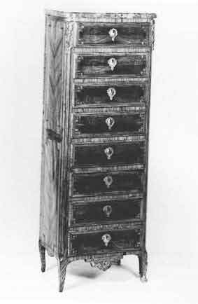Chiffonnier 8 tiroirs de mobilier ancien référencé: ID1 1671