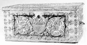 Coffre De mariage de mobilier ancien référencé: ID1 1515