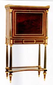 Secrétaire doré de mobilier ancien référencé: ID1 1739