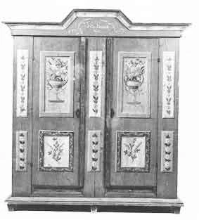 Armoire 2 portes de mobilier ancien référencé: ID1 1709