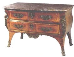 Commode 3 tiroirs sur 2 rangs de mobilier ancien référencé: ID1 1896