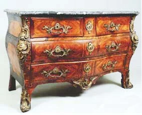 Commode 5 tiroirs sur 3 rangs de mobilier ancien référencé: ID1 1596