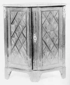 Encoignure 2 portes ou 2 vantaux de mobilier ancien référencé: ID1 1491