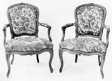Fauteuil Cabriolet de mobilier ancien référencé: ID1 2064