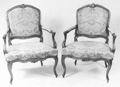 Fauteuil Dossier plat de mobilier ancien référencé: ID1 2060