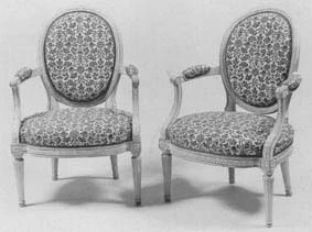 Fauteuil Médaillon de mobilier ancien référencé: ID1 641