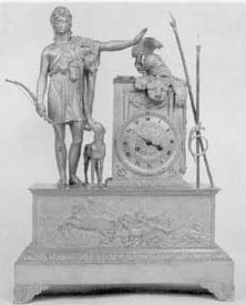 pendule statuette de femme à l'antique de mobilier ancien référencé: ID1 1409