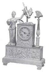pendule d'une statuette d'uranie de mobilier ancien référencé: ID1 1072