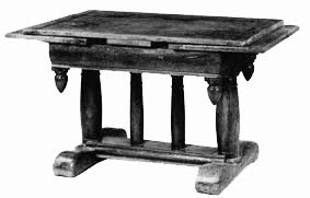 Table à 2 allonges à l’italienne de mobilier ancien référencé: ID1 1130