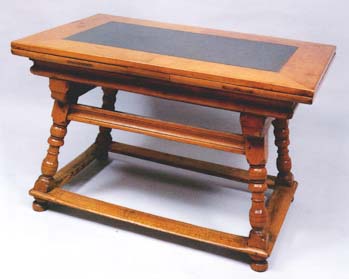 Table à 2 allonges à l’italienne de mobilier ancien référencé: ID1 744