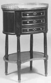 Table Chiffonnière de mobilier ancien référencé: ID1 531