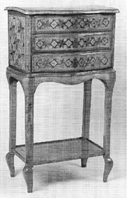 Table Chiffonnière de mobilier ancien référencé: ID1 581