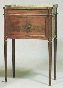 Table De salon de mobilier ancien référencé: ID1 1286