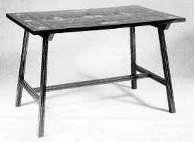 Table De salon de mobilier ancien référencé: ID1 1557