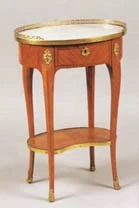 Table Ovale de mobilier ancien référencé: ID1 2127