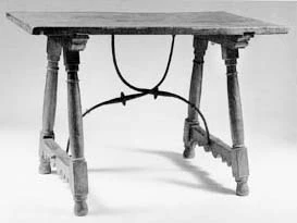 Table Rectangulaire de mobilier ancien référencé: ID1 1206