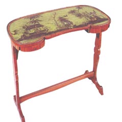 Table Rognon de mobilier ancien référencé: ID1 1889